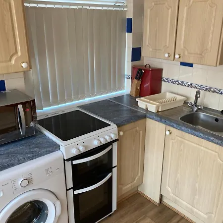 Apartment Harman Self-catering Free Wifi & Parking Leeds (West Yorkshire)