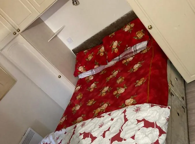 Harman Self-catering Free Wifi & Parking