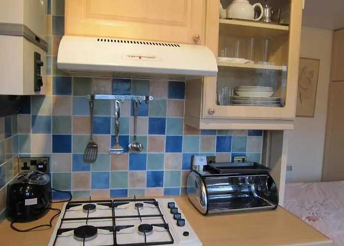 Harman Self-catering Free Wifi & Parking *