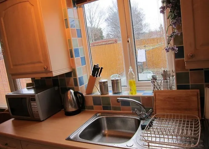 Harman Self-catering Free Wifi & Parking * Leeds (West Yorkshire)