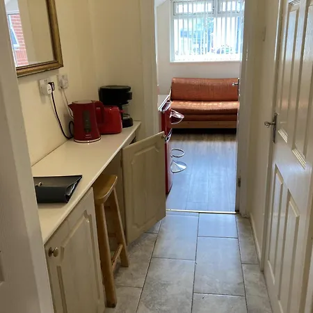 Harman 1 & 2 * Leeds (West Yorkshire)