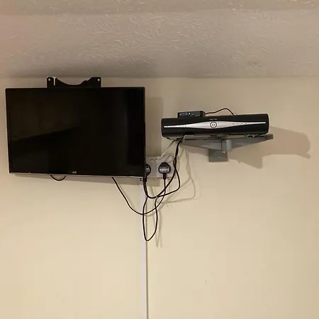 Harman 1 & 2 * Leeds (West Yorkshire)