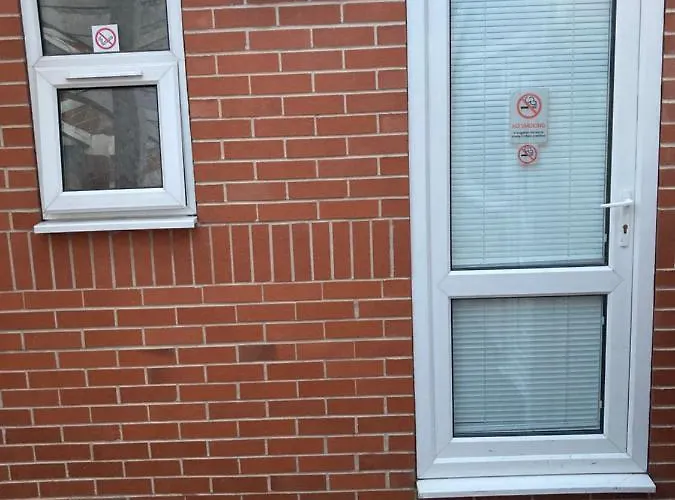 公寓 Harman Self-catering Free Wifi & Parking