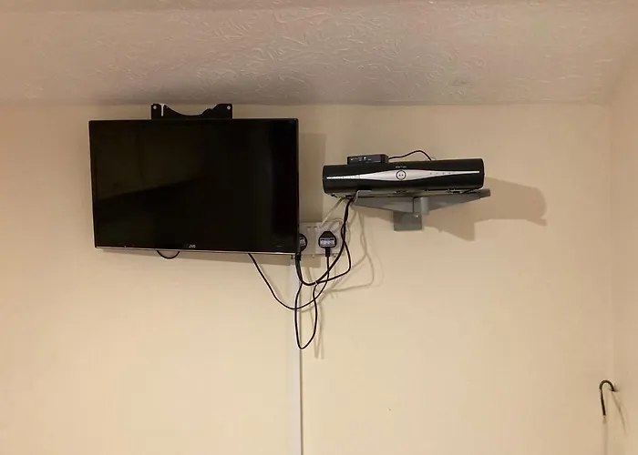 Апартаменти Harman Self-catering Free Wifi & Parking