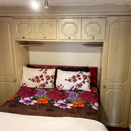 Harman Self-catering Free Wifi & Parking Apartament Leeds (West Yorkshire)