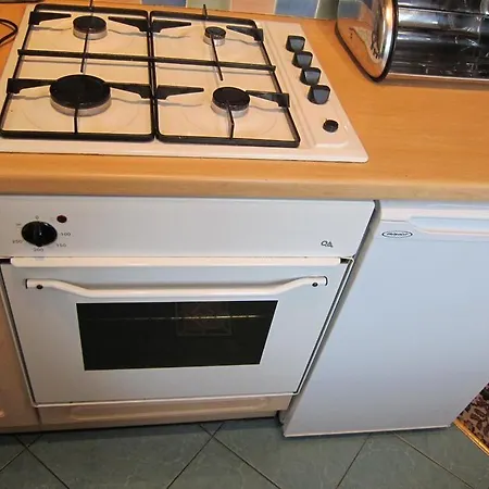 Harman Self-catering Free Wifi & Parking * Leeds (West Yorkshire)